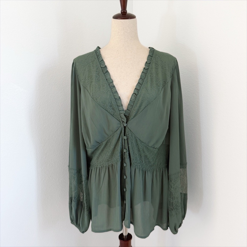 NEW Torrid Top Womens 2X Plus Green Floral Lace Baby Doll Peasant Boho Feminine